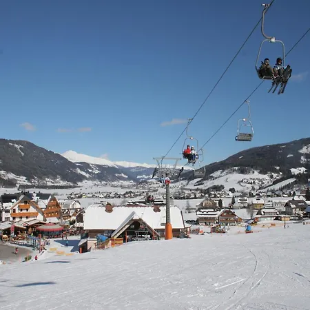 Apartment In Lungau Near Lift, Cleaning Included
