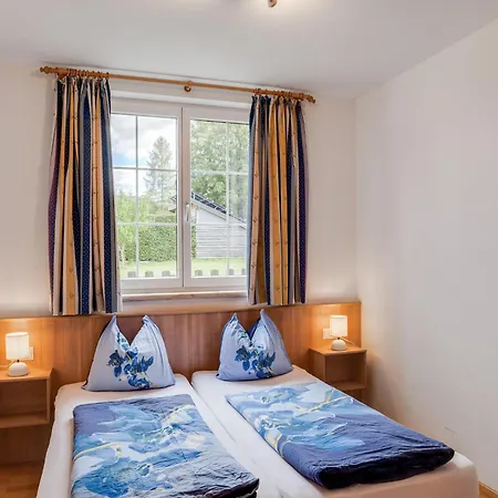 In Lungau Near Lift, Cleaning Included Apartment *
